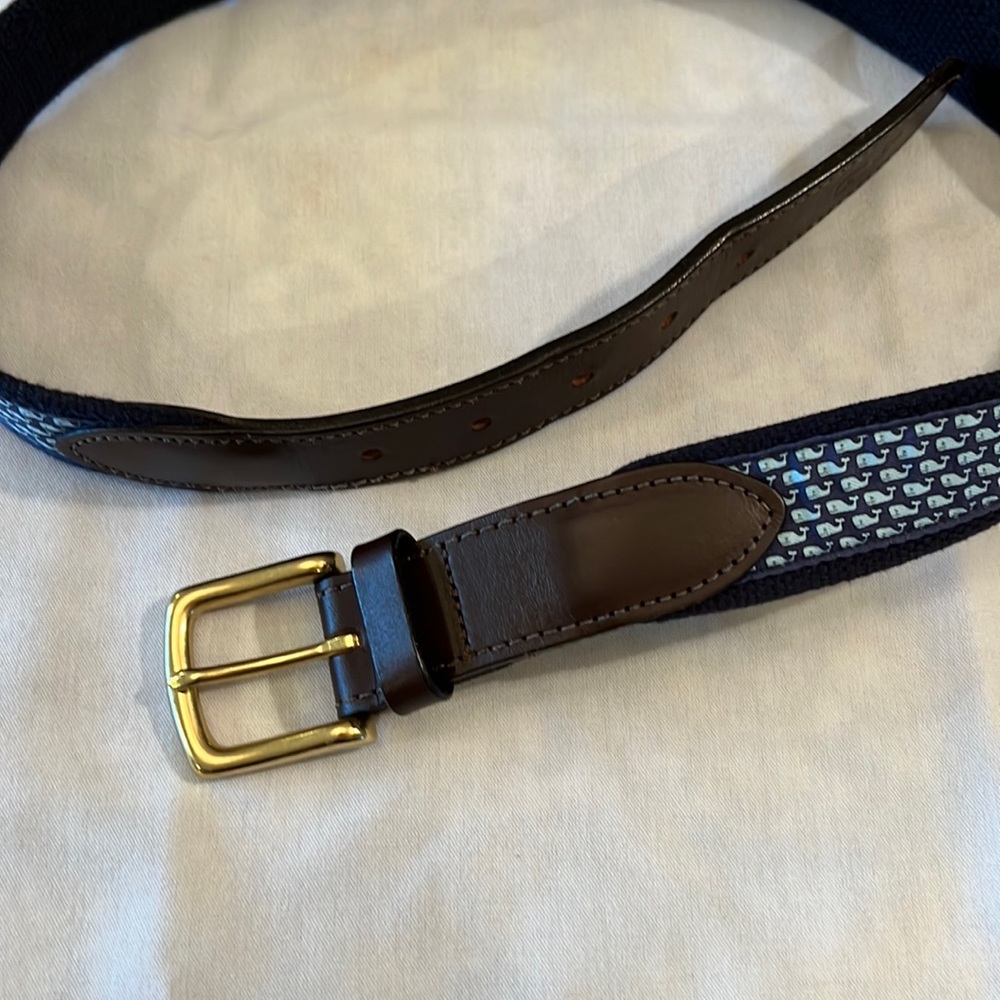 Vineyard Vines mens whale belt size 32